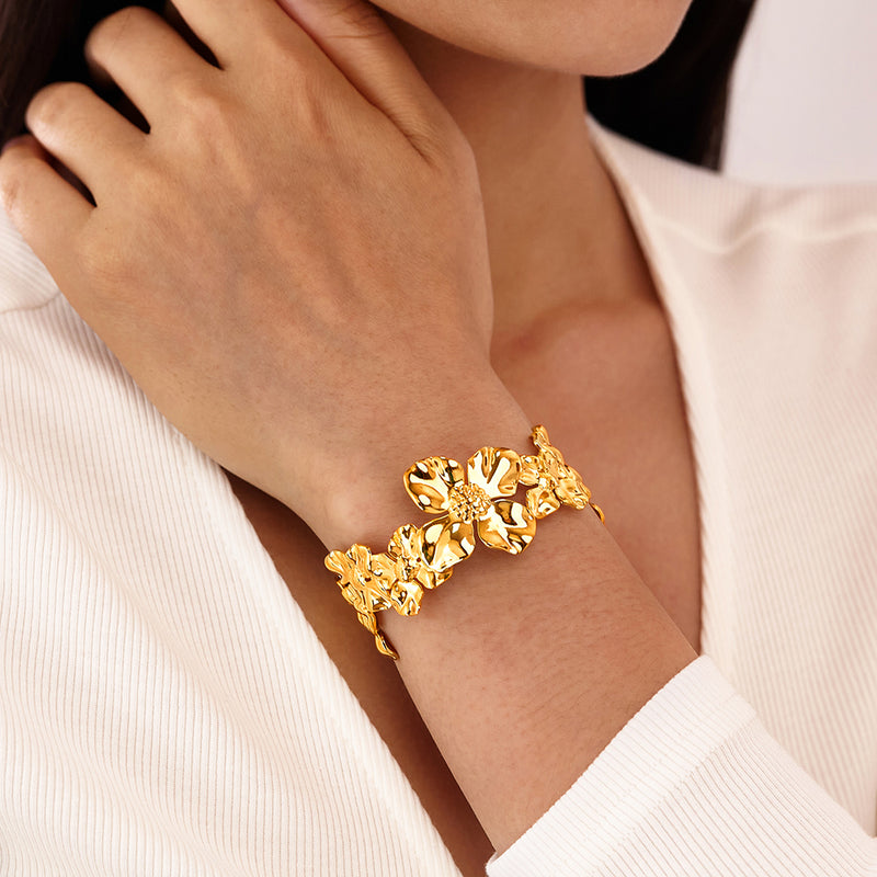 BA-GH1125, Elegant Stainless Steel Flower Open Bangle Bracelet – Women’s Jewelry